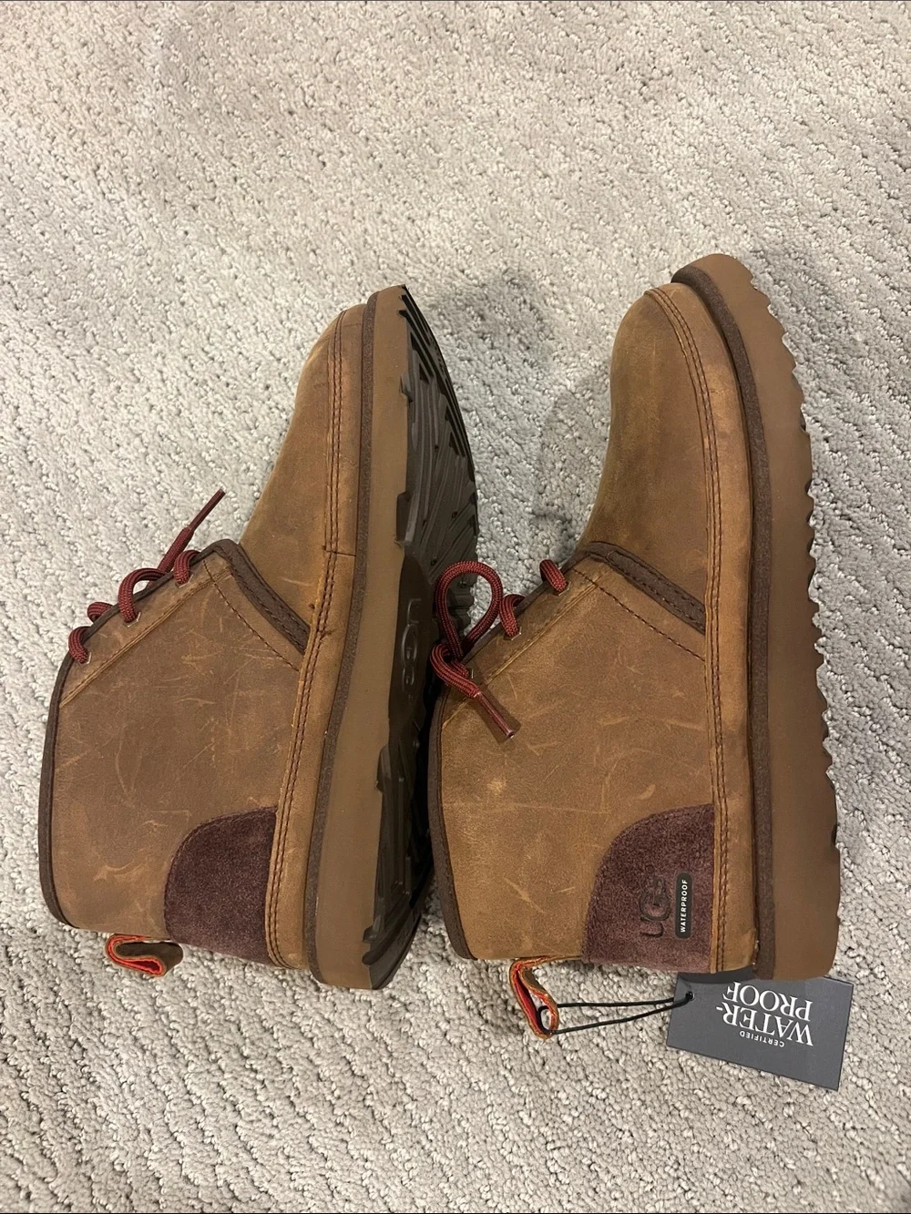 NWT UGG Kids' Neumel II Waterproof Boot Size 5